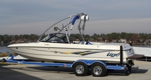wakeboard-tower-tige-wake-boat